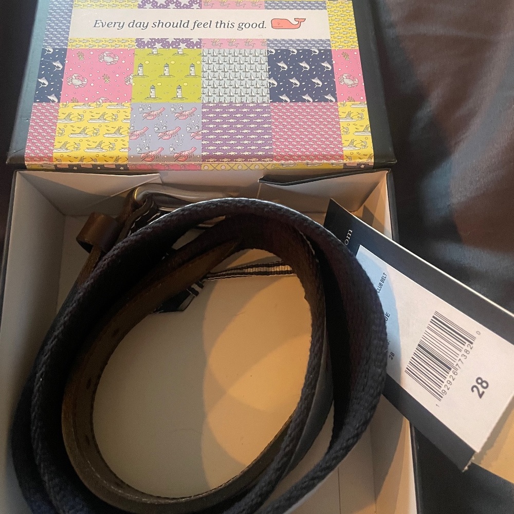 Brand New Vineyard Vines Lobster Belt sz 28
